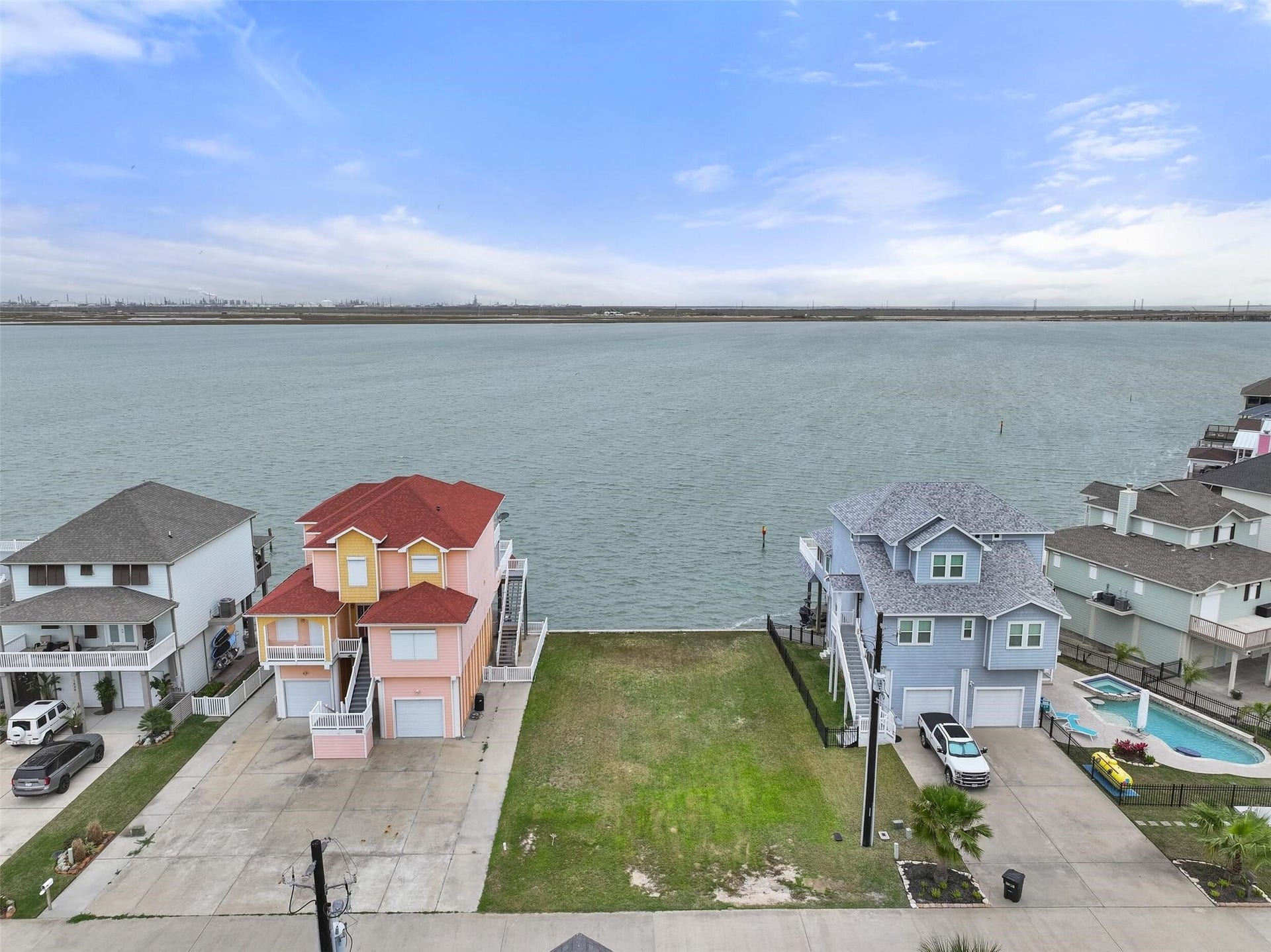 1618 Windsong Way, Tiki Island, TX 77554 1618 Windsong Way, Tiki Island, TX 77554