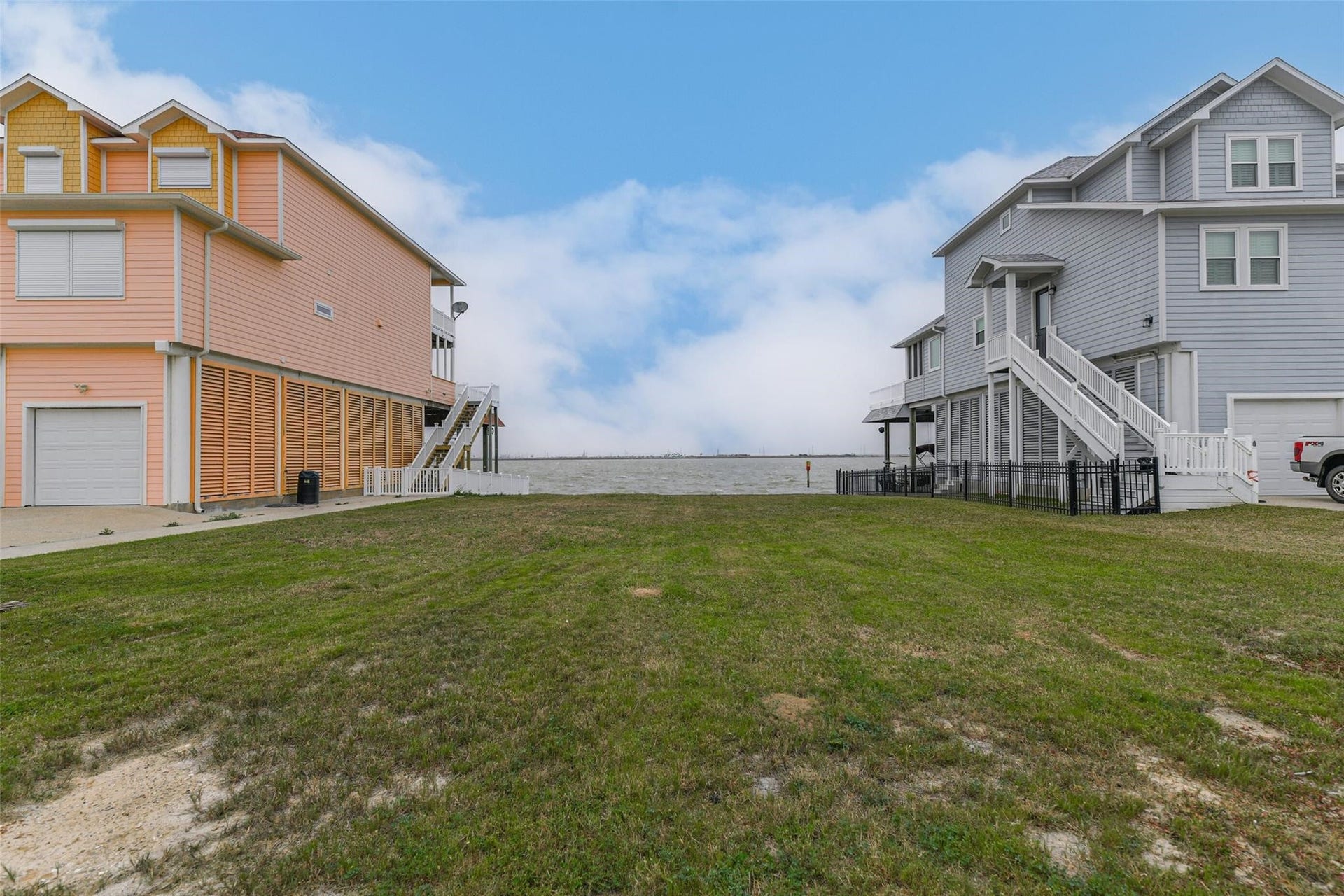 1618 Windsong Way, Tiki Island, TX 77554 1618 Windsong Way, Tiki Island, TX 77554