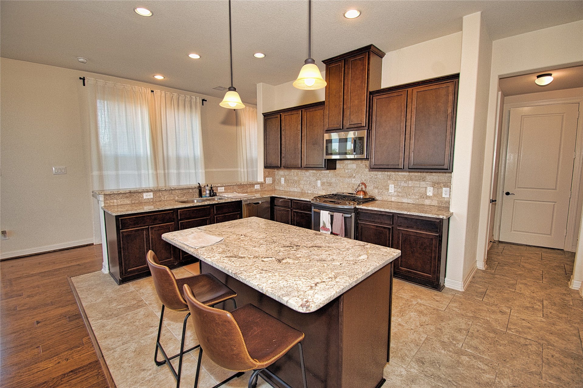 4132 Boardwalk Boulevard, Seabrook, TX 77586 4132 Boardwalk Boulevard, Seabrook, TX 77586