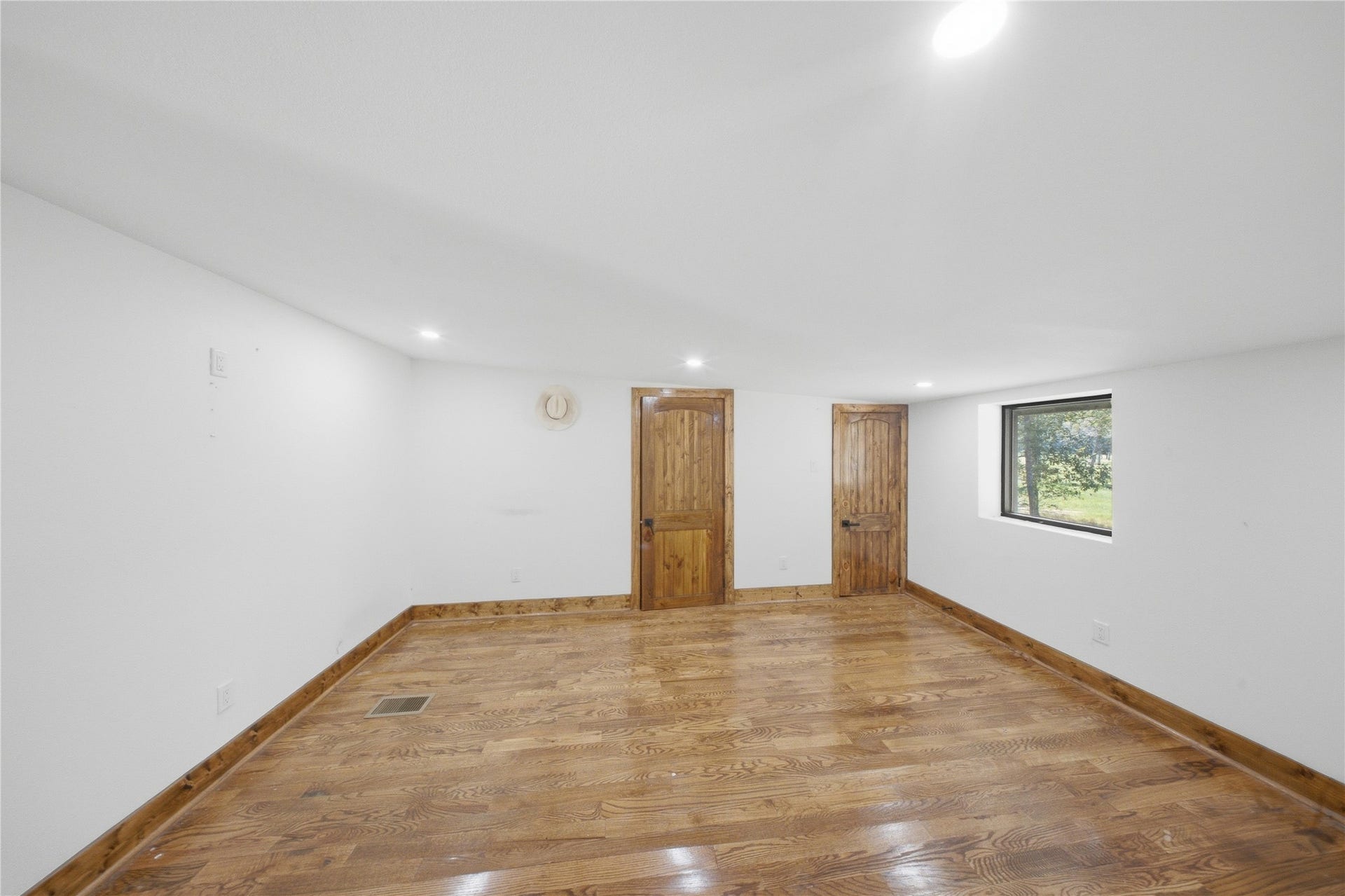 1958 County Road 638, Dayton, TX 77535 1958 County Road 638, Dayton, TX 77535