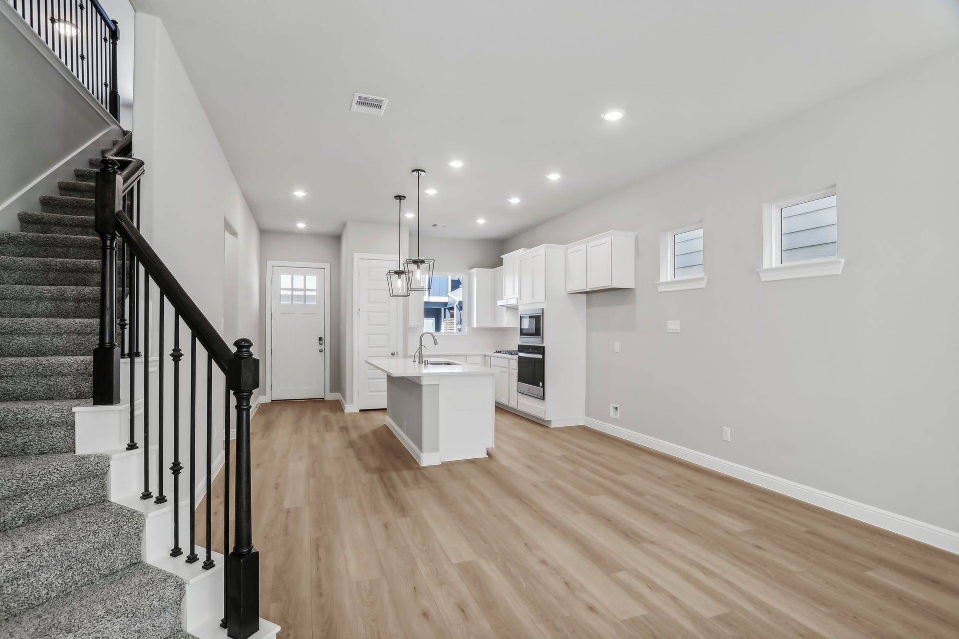 Photo is not of the actual home, but is an inspirational photo of builder's model home and may depict options, furnishings, and/or decorator features that are not included.