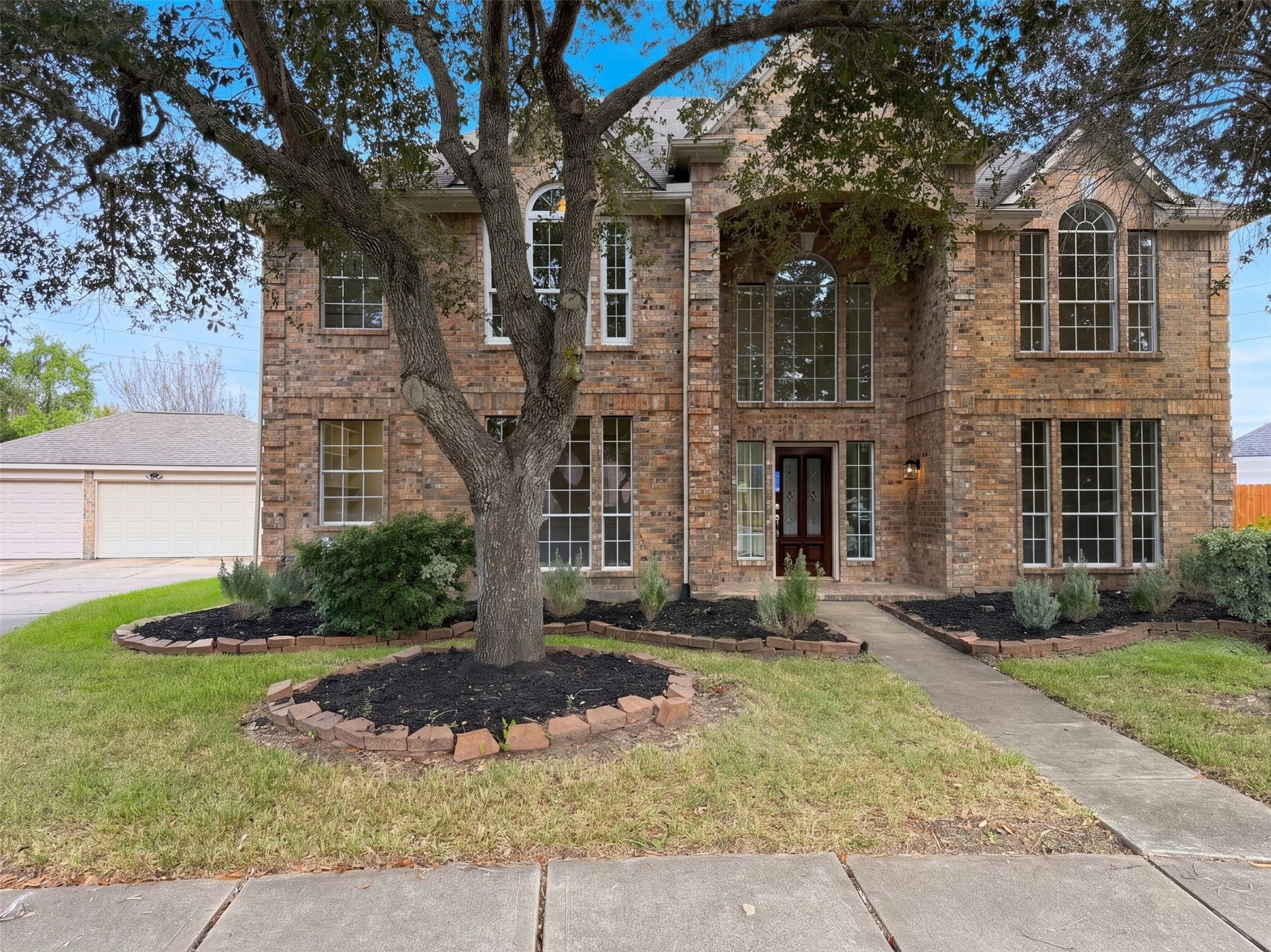 1702 Corona Del Mar Drive, Missouri City, TX 77459 1702 Corona Del Mar Drive, Missouri City, TX 77459