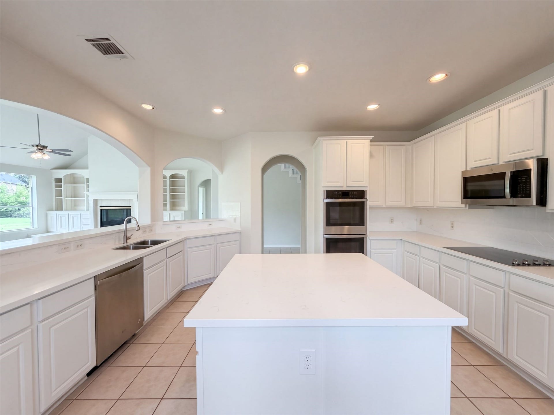 1702 Corona Del Mar Drive, Missouri City, TX 77459 1702 Corona Del Mar Drive, Missouri City, TX 77459