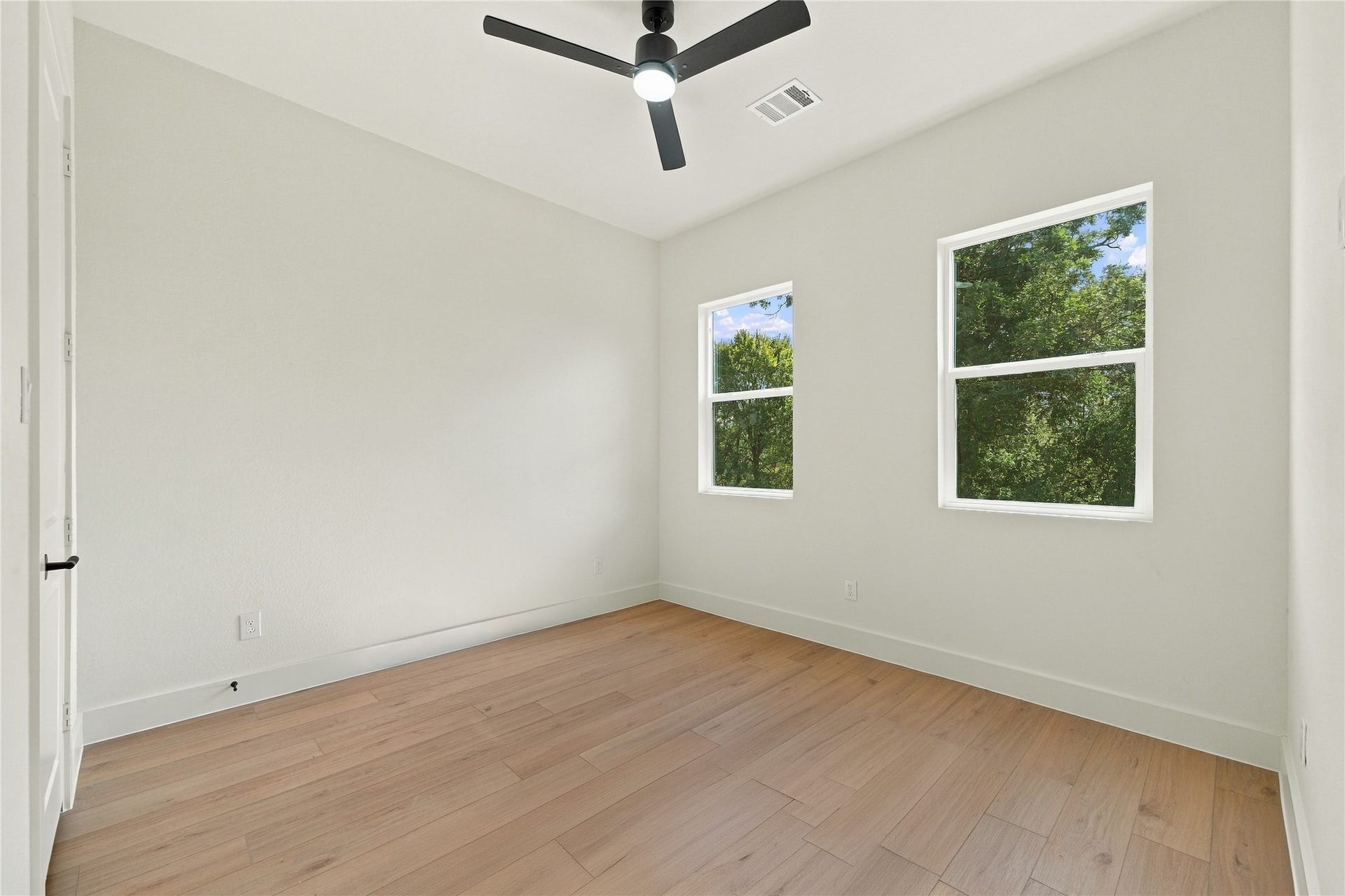 4806 Farmer Street, Houston, TX 77020 4806 Farmer Street, Houston, TX 77020