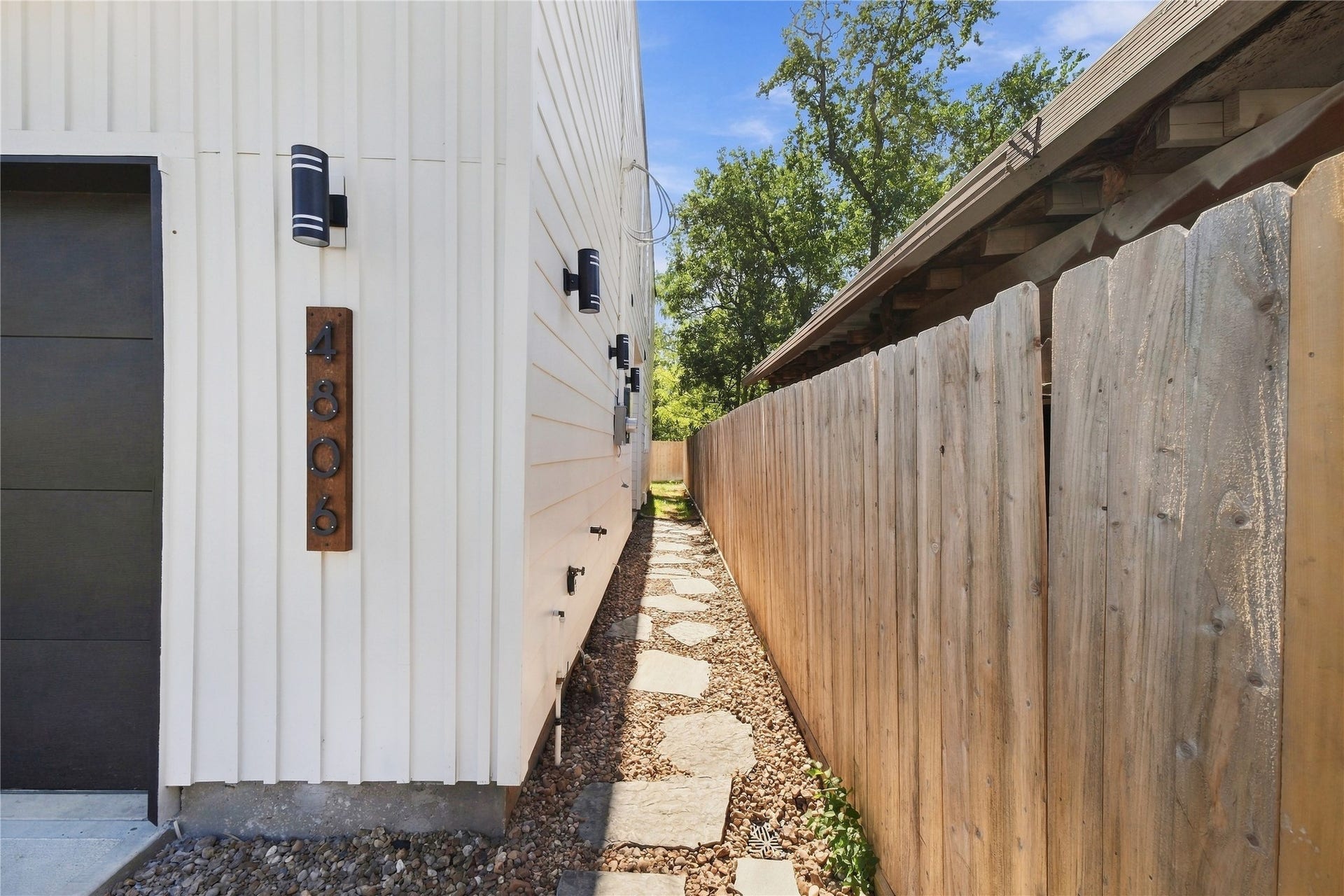 4806 Farmer Street, Houston, TX 77020 4806 Farmer Street, Houston, TX 77020