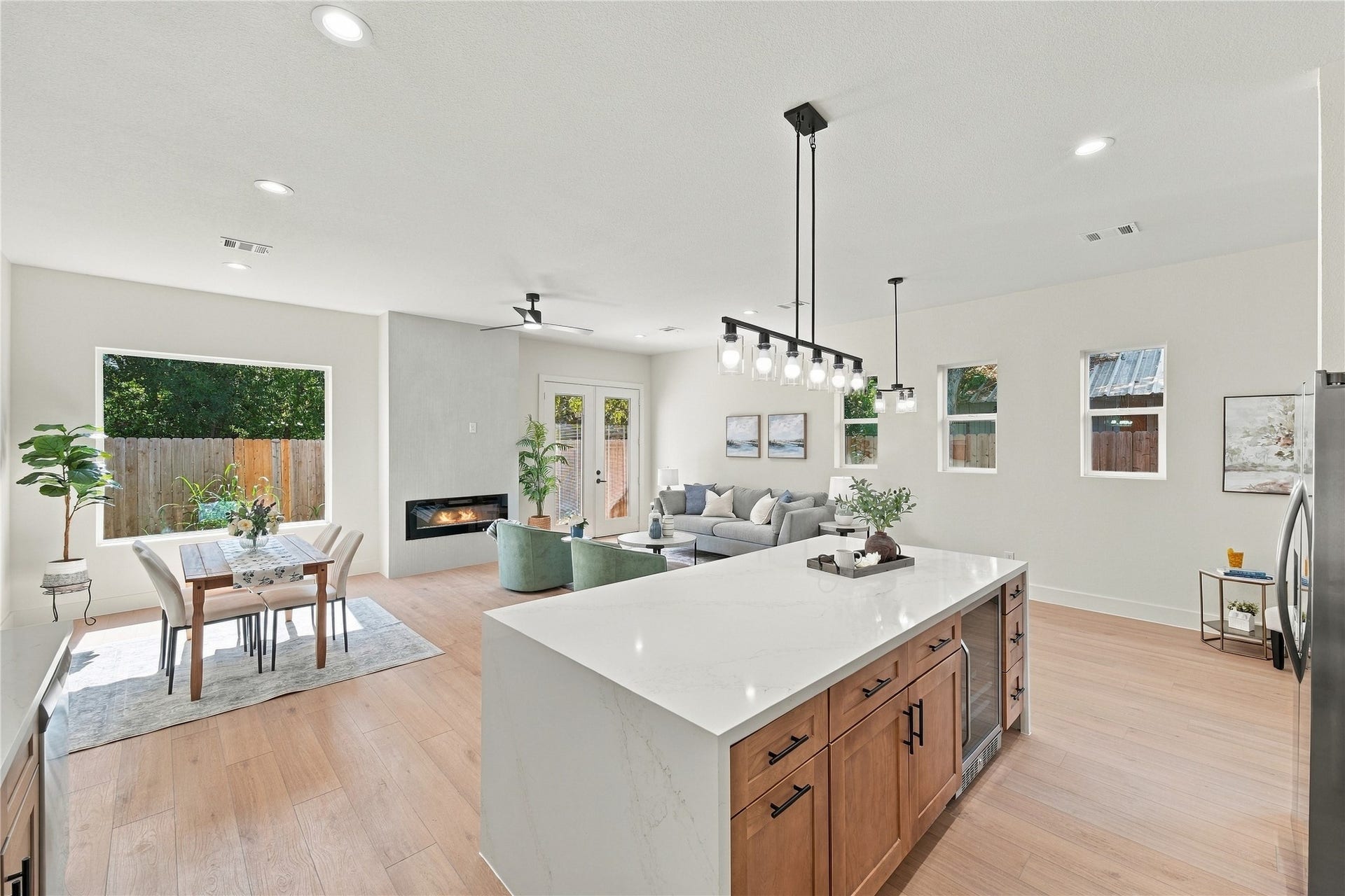 4806 Farmer Street, Houston, TX 77020 4806 Farmer Street, Houston, TX 77020