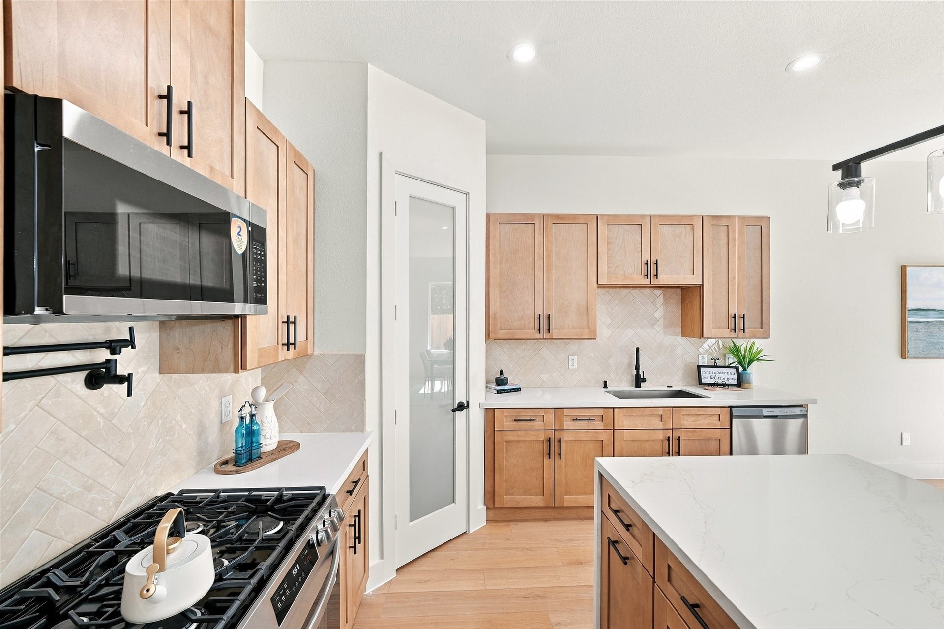 4806 Farmer Street, Houston, TX 77020 4806 Farmer Street, Houston, TX 77020