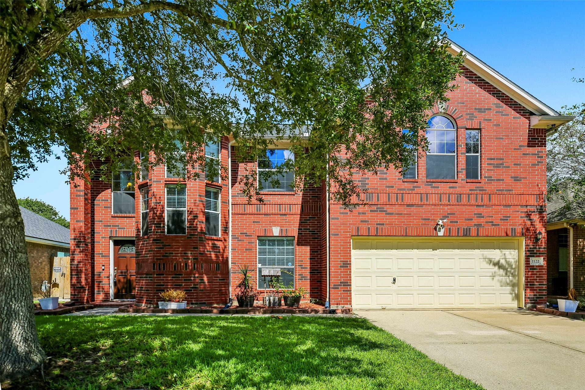 1122 Chase Park Drive, Bacliff, TX 77518 Welcome to 1122 Chase Park Dr!