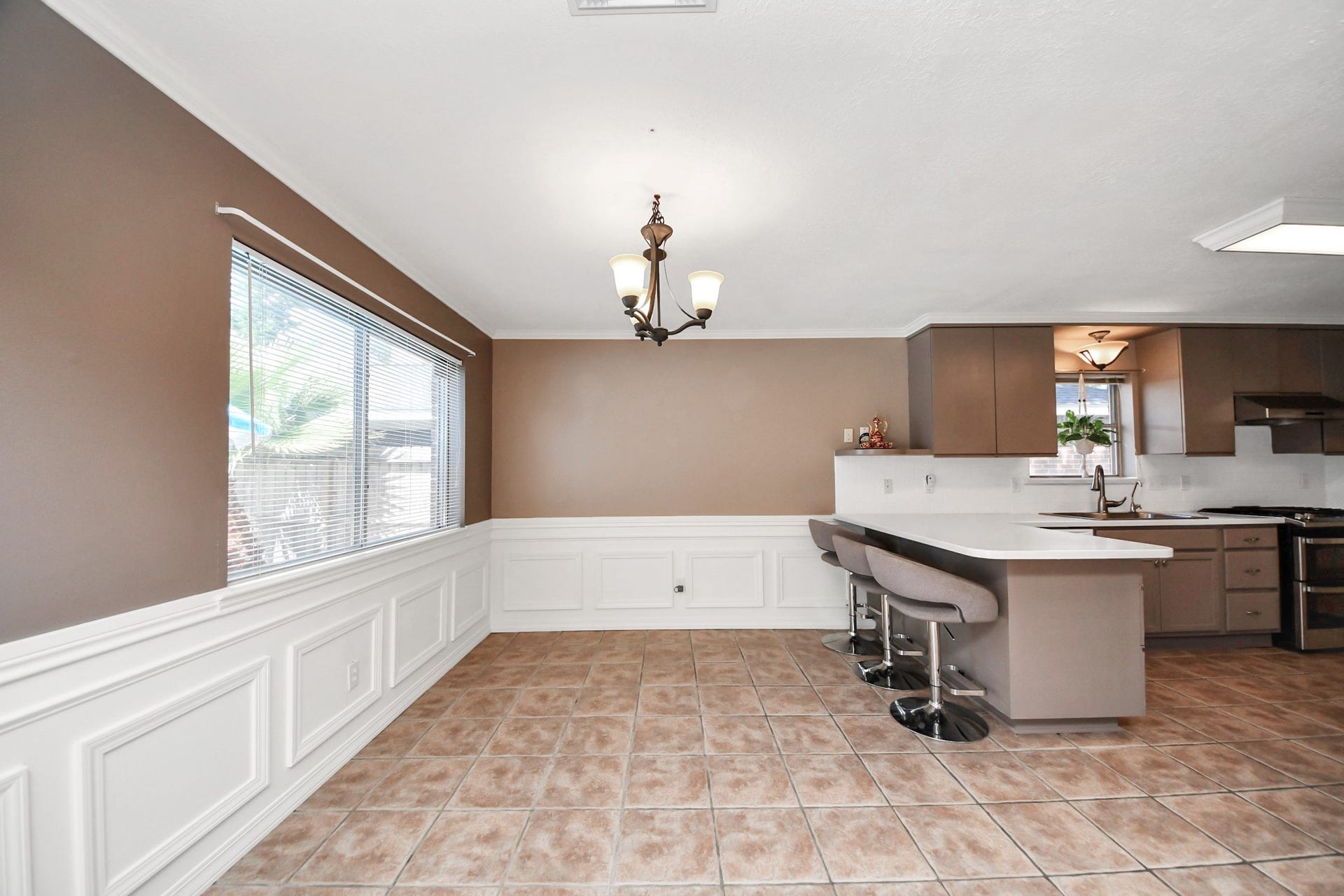 14622 Golden Cypress Lane, Cypress, TX 77429 Breakfast nook