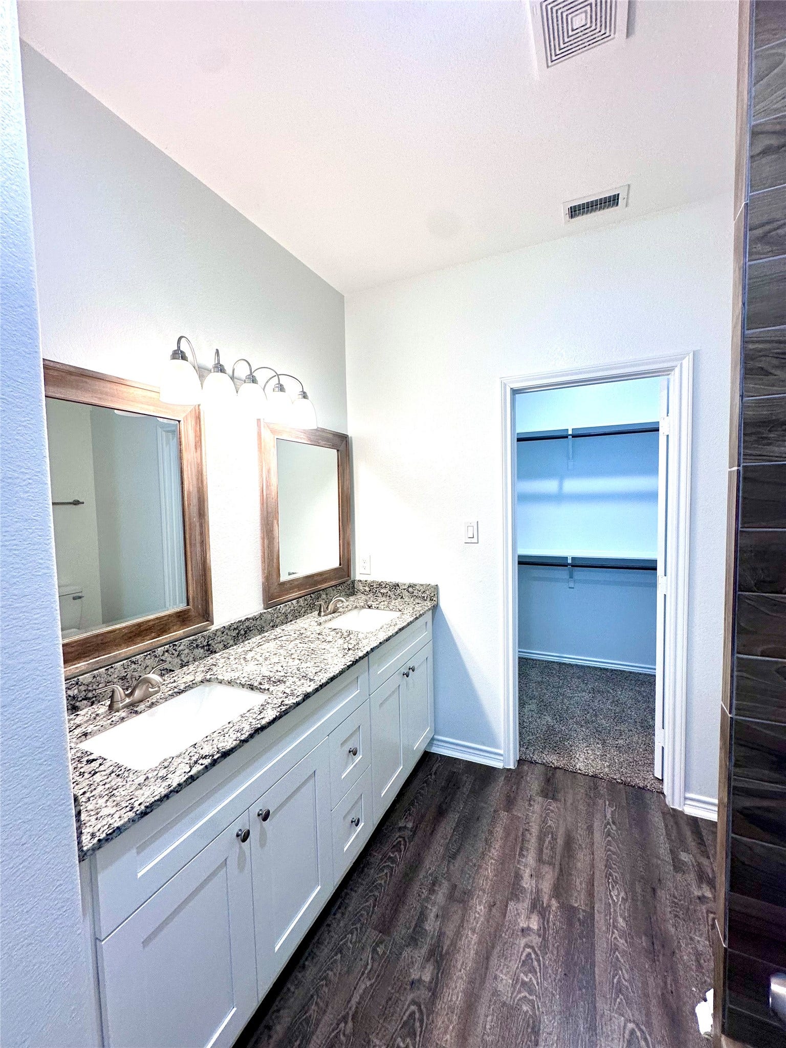 23090 E Wildwood Road, #19, Porter, TX 77365 23090 E Wildwood Road, #19, Porter, TX 77365