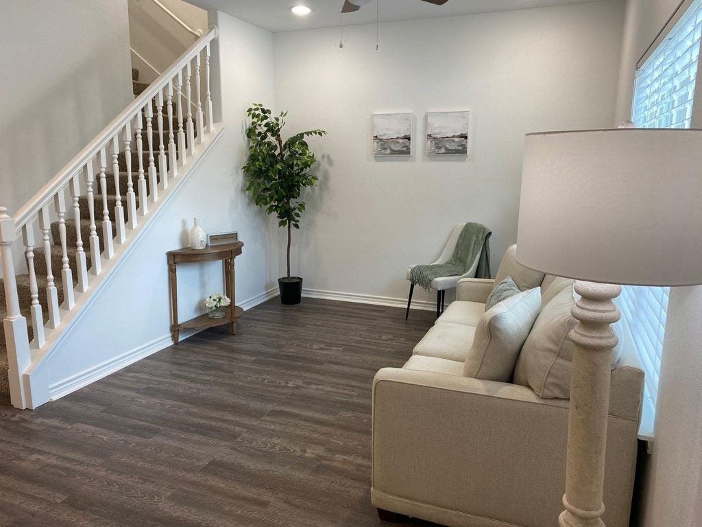 23090 E Wildwood Road, #19, Porter, TX 77365 Living room