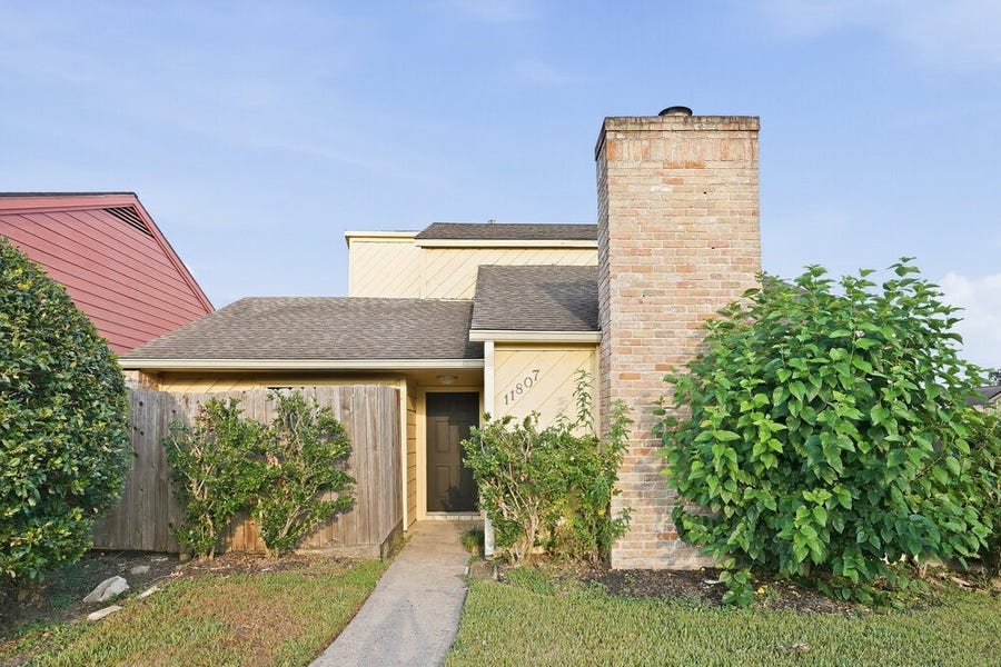Property photo for 11807 Gatlinburg Drive, Houston, TX