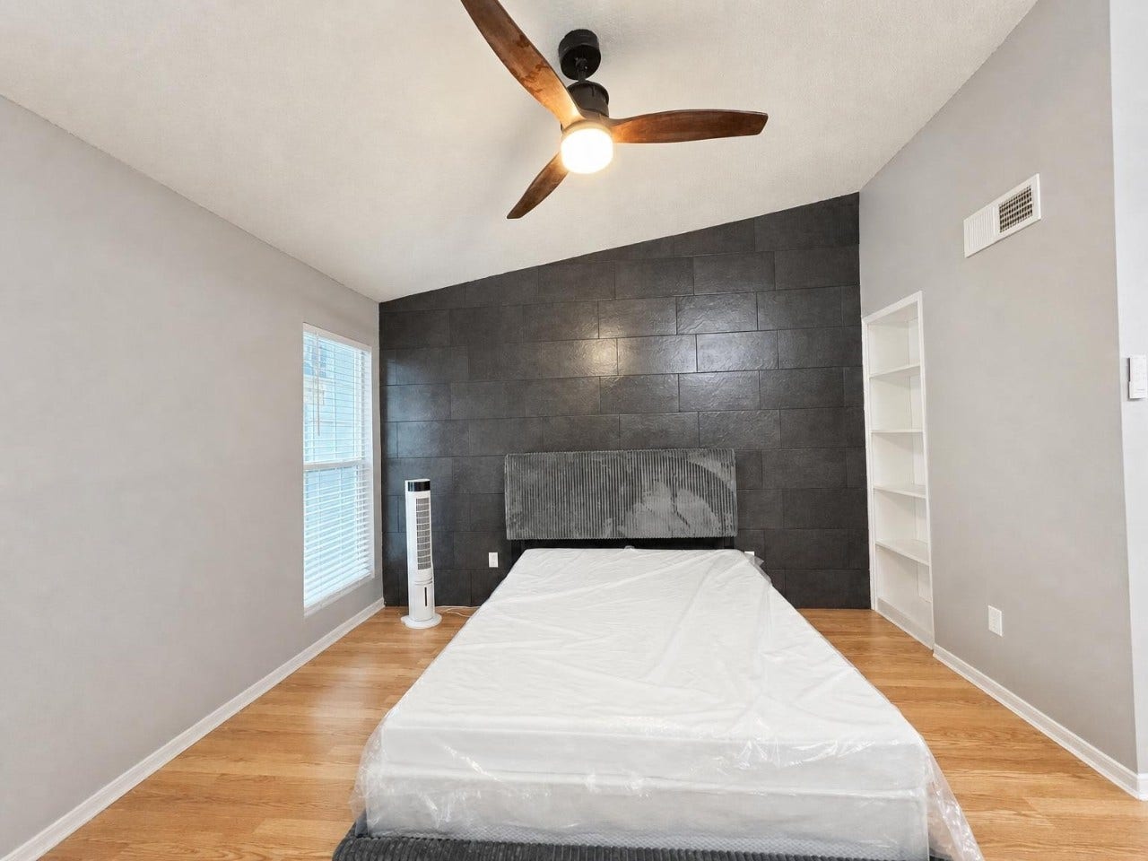 9550 Deering Drive, #509, Houston, TX 77036