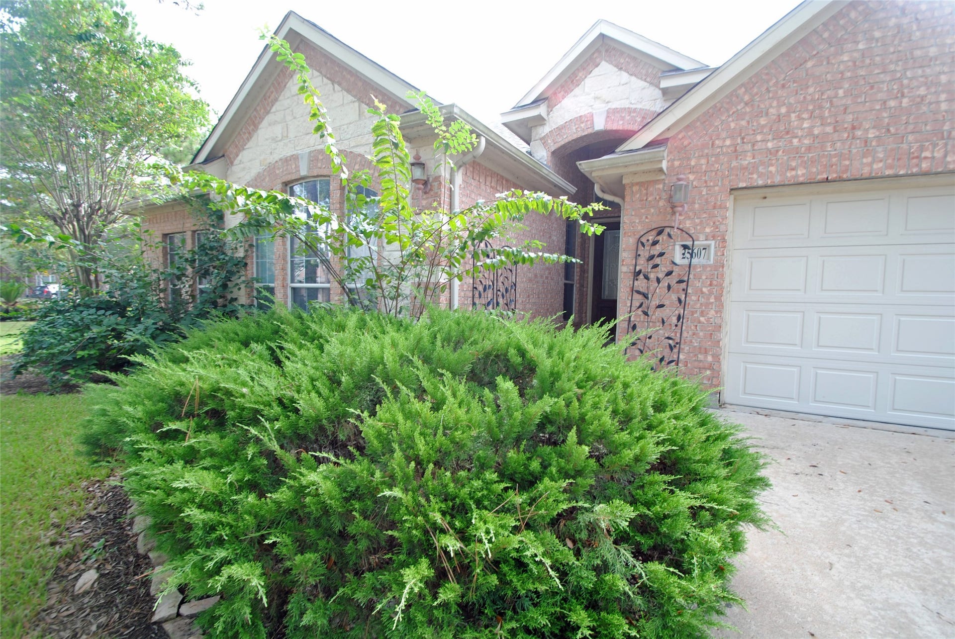 25607 Creston Meadow Drive, Richmond, TX 77406