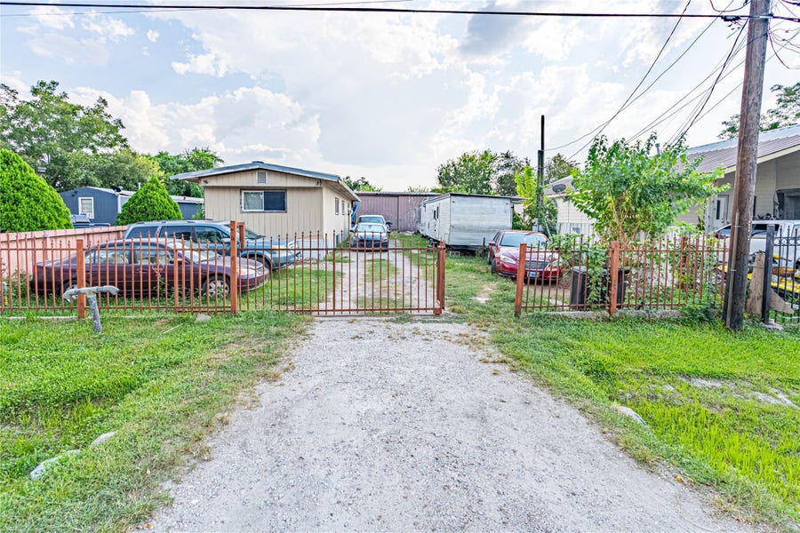 Property photo for 4410 Shelton Road, Houston, TX