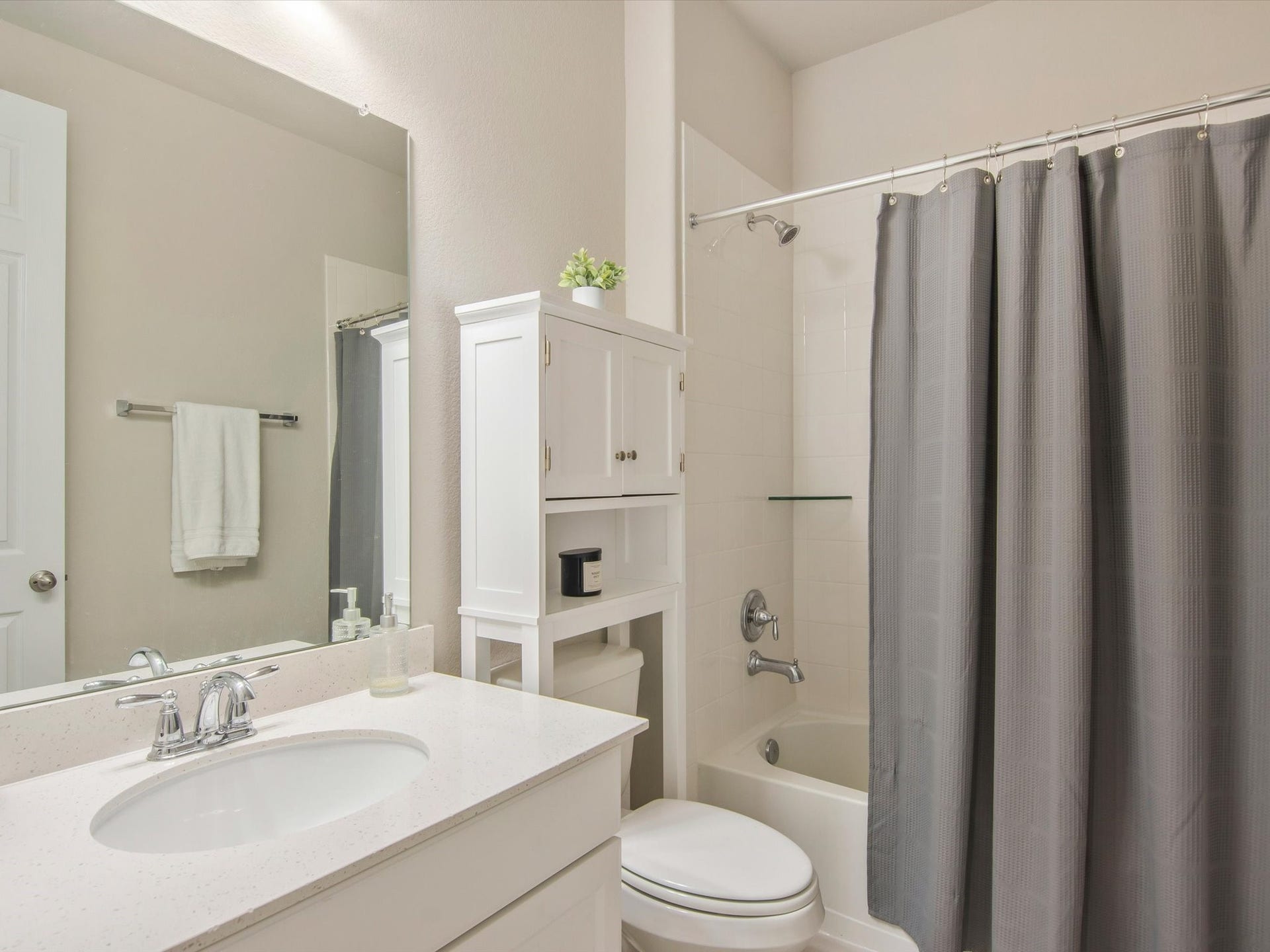Full bathroom downstairs