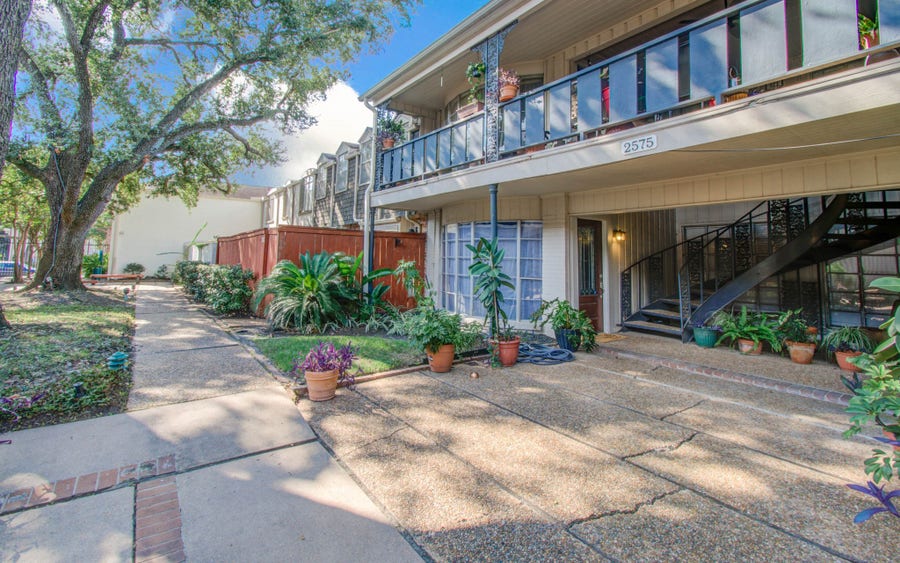 Property photo for 2575 Marilee Lane, #1, Houston, TX