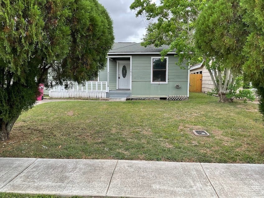 Property photo for 1022 W 8th Street, Freeport, TX