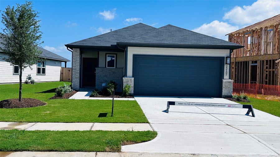 Property photo for 22107 Frontier Hollow Ln, Hockley, TX