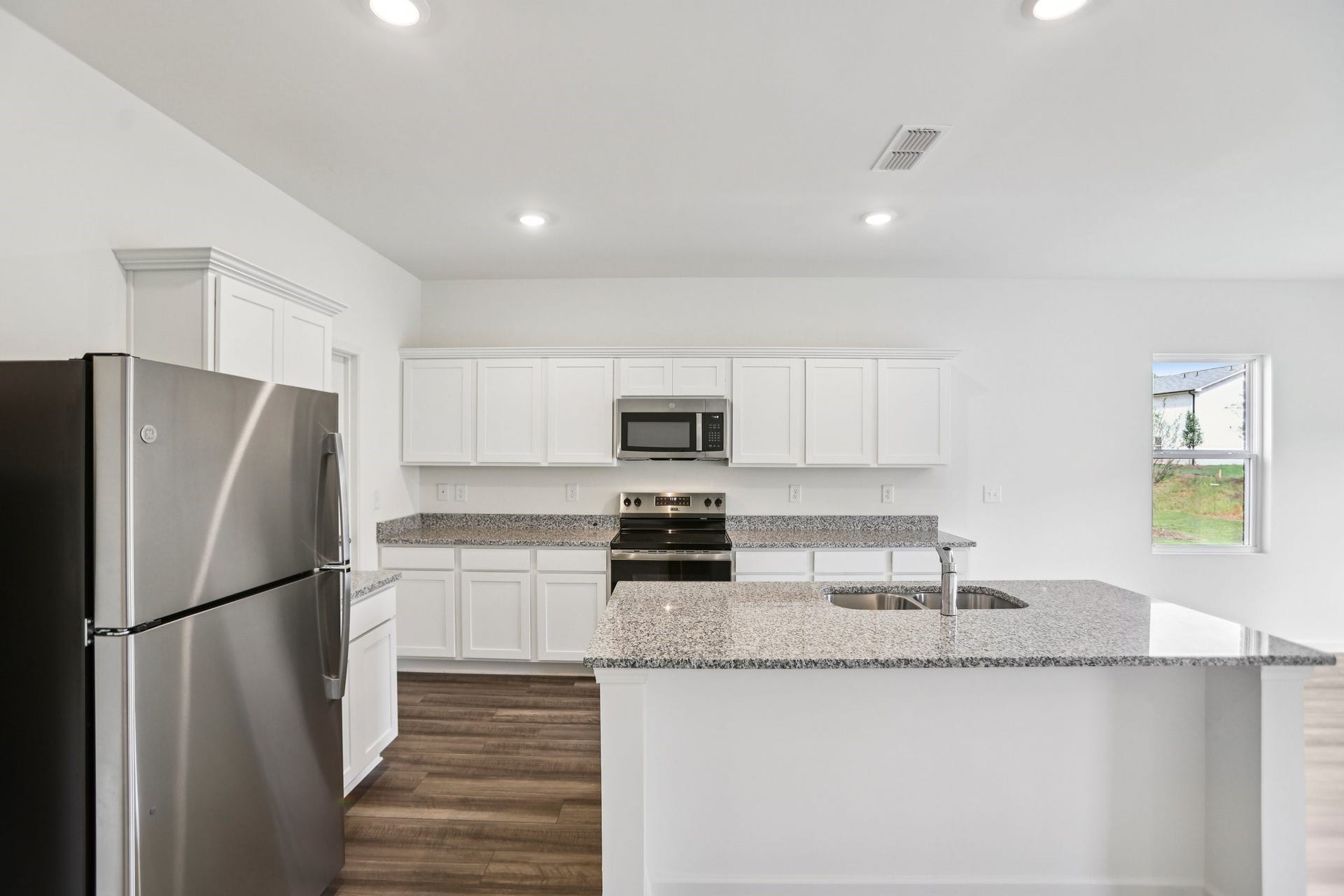 3313 Nautical Mile Drive, Dickinson, TX 77539 3313 Nautical Mile Drive, Dickinson, TX 77539