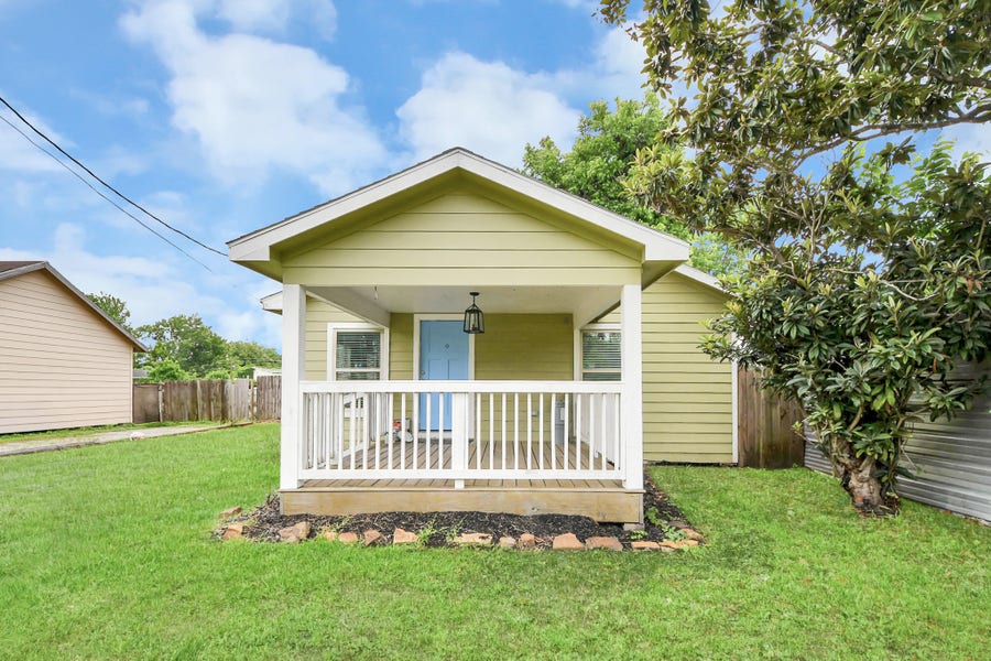 Property photo for 6613 Morrow Street, Houston, TX