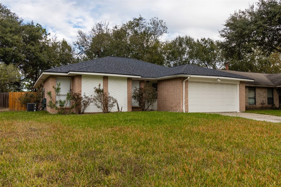 Property photo for 23430 Wintergate Drive, Spring, TX