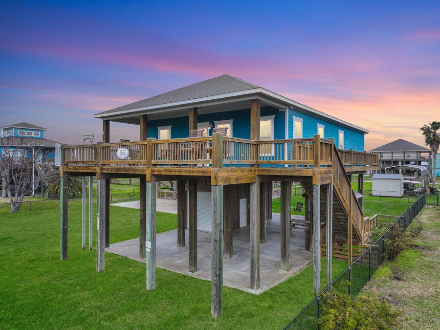 Property photo for 866 Wommack, Crystal Beach, TX