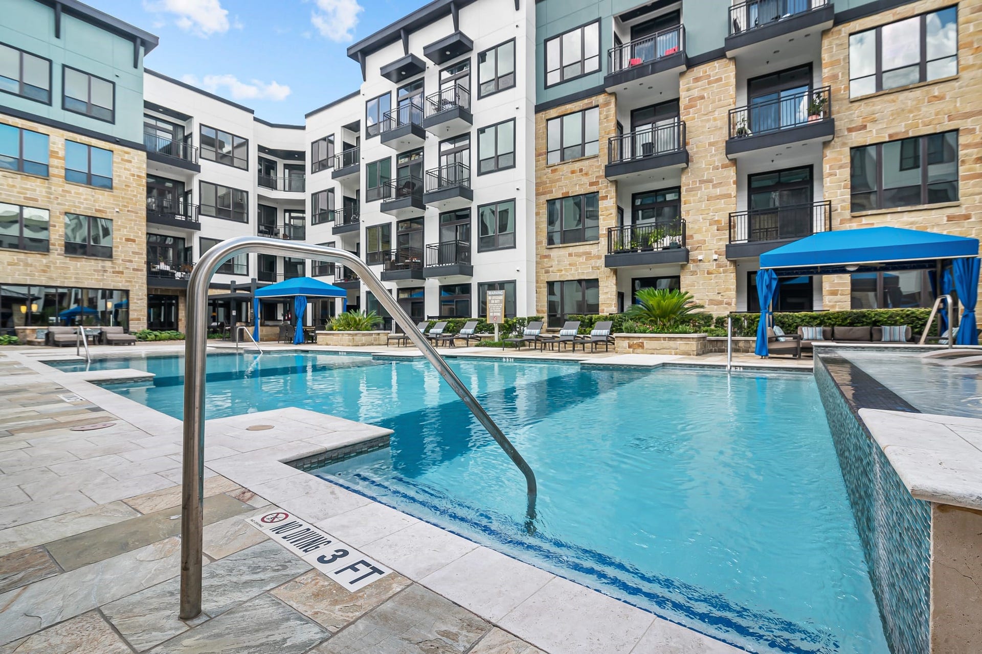 1616 W Dallas Street, #466, Houston, TX 77019 1616 W Dallas Street, #466, Houston, TX 77019