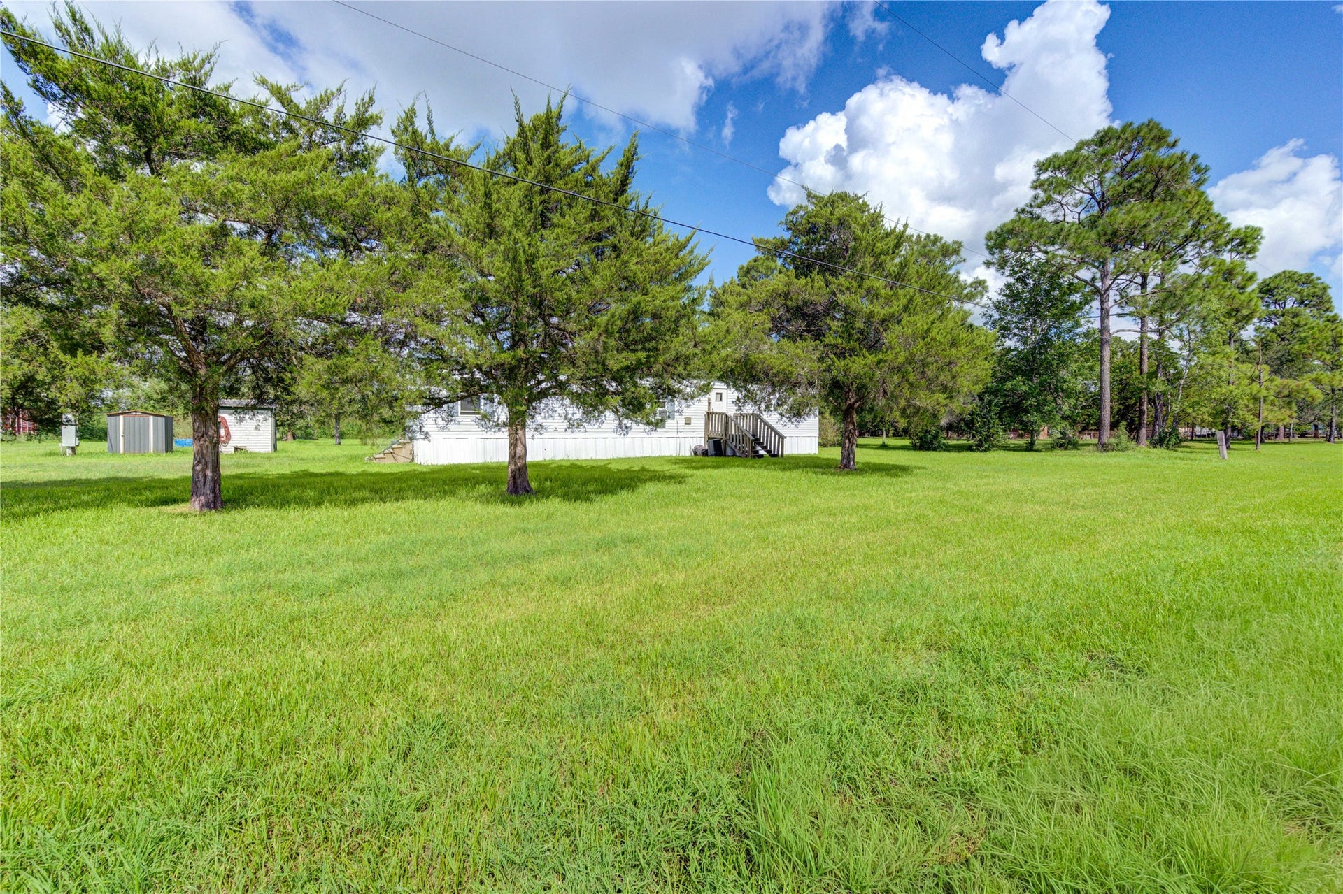 5618 W Bellaire Street, Santa Fe, TX 77510