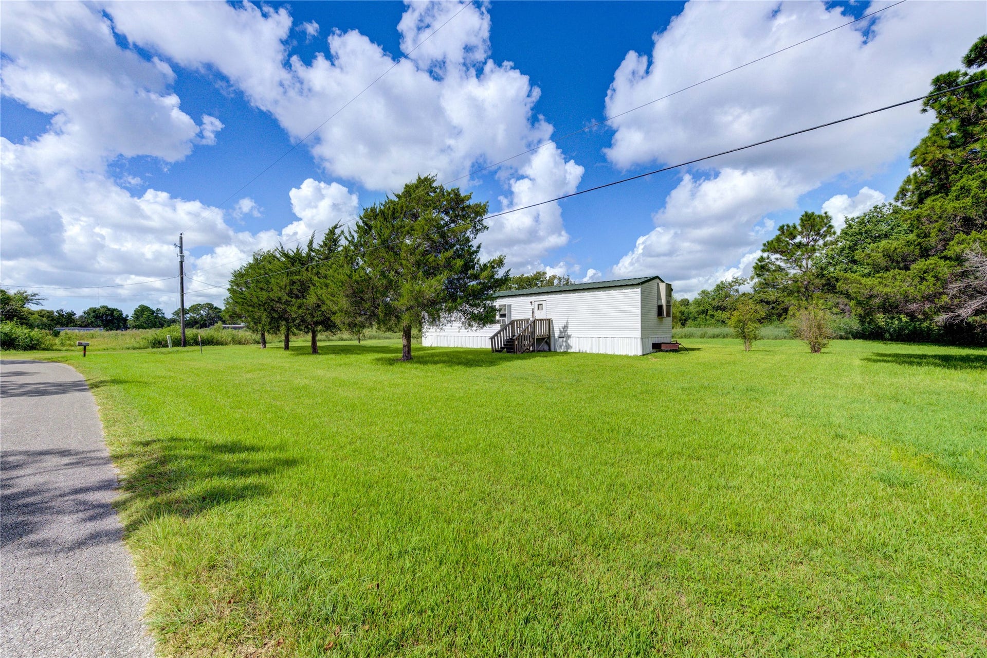 5618 W Bellaire Street, Santa Fe, TX 77510