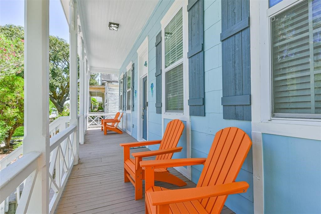 2015 Avenue O, Galveston, TX 77550