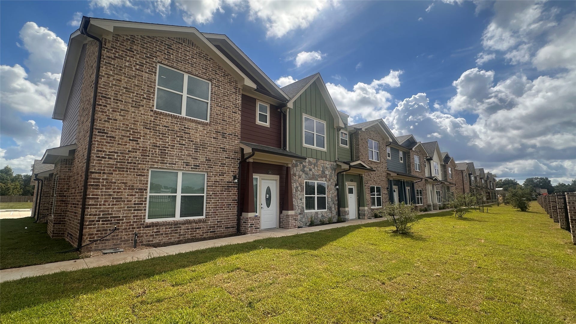 500 Legacy Avenue, #504, Alvin, TX 77511 500 Legacy Avenue, #504, Alvin, TX 77511