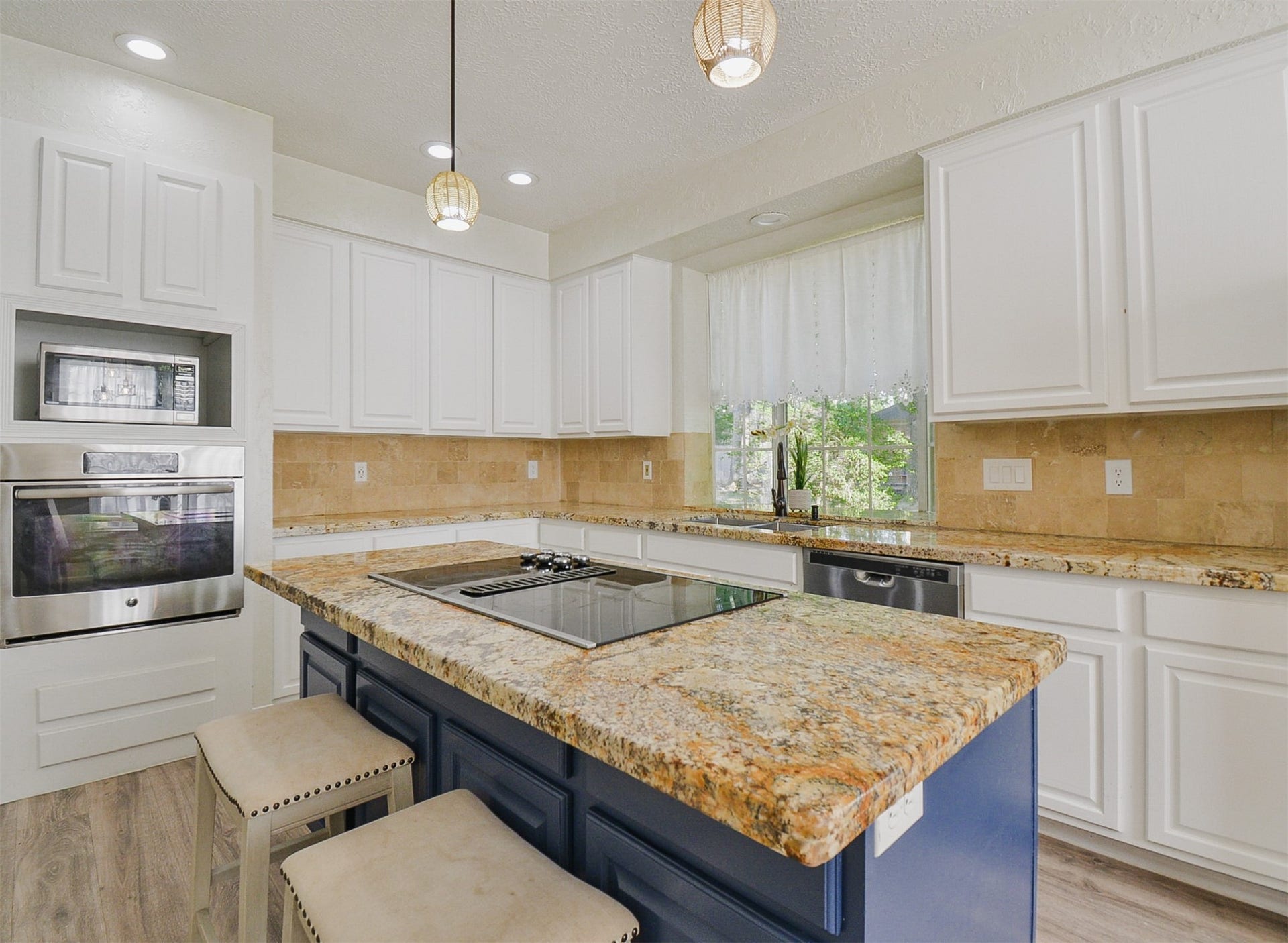 4910 Pine Prairie Lane, Houston, TX 77345 4910 Pine Prairie Lane, Houston, TX 77345