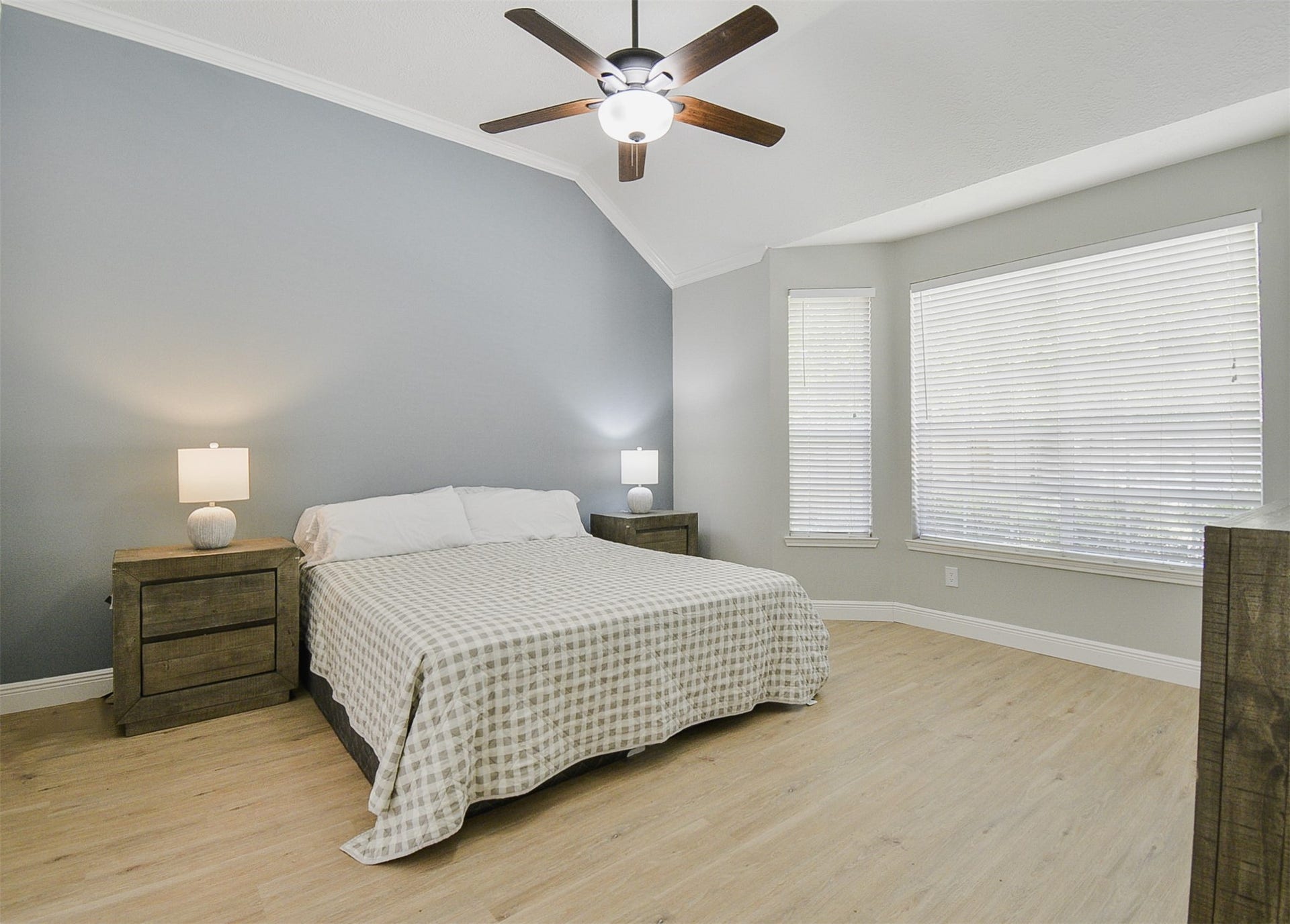 4910 Pine Prairie Lane, Houston, TX 77345 4910 Pine Prairie Lane, Houston, TX 77345
