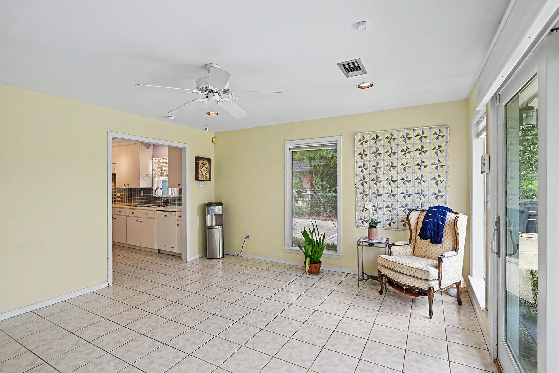 4102 Portsmouth Avenue, Houston, TX 77027 Family room was an addition to the home and provides a 2nd living space.