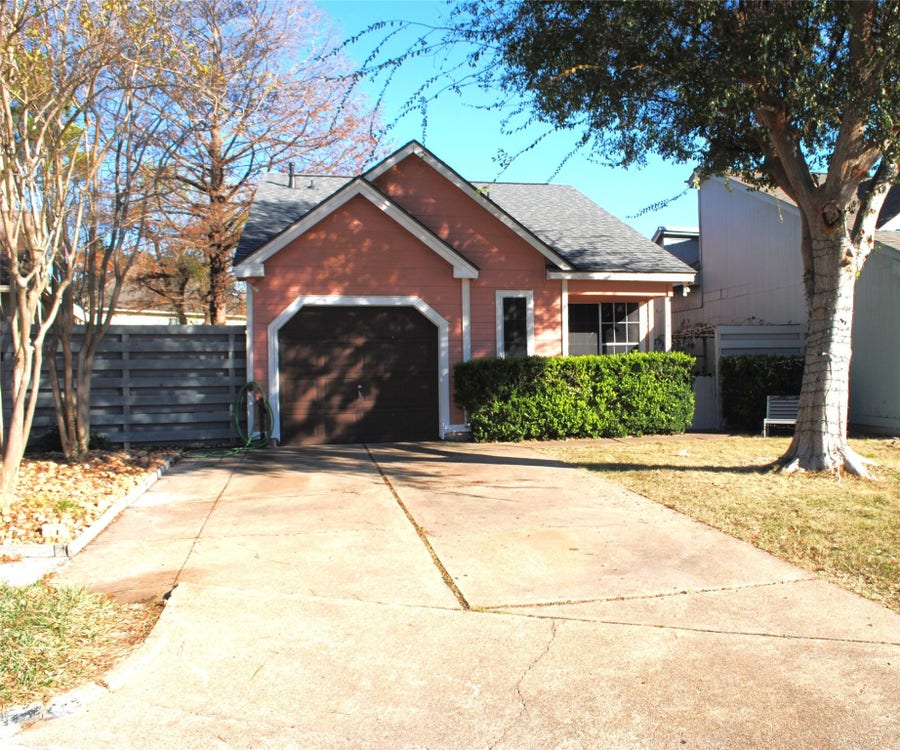 Property photo for 11552 Springshire Drive, Houston, TX