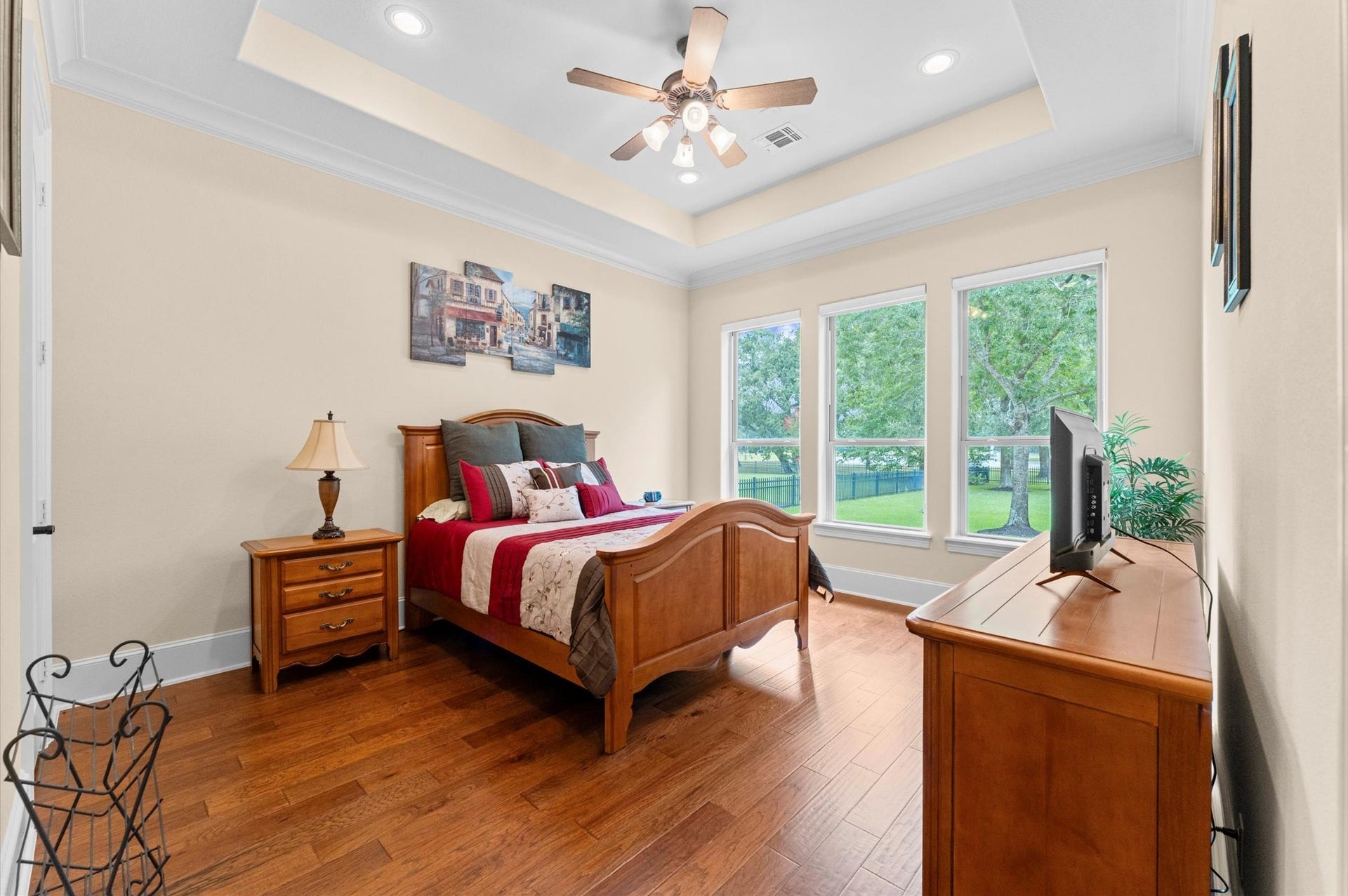 28427 Woodsons Lake Drive, Spring, TX 77386 Secondary room #2 with ensuite bath downstairs.