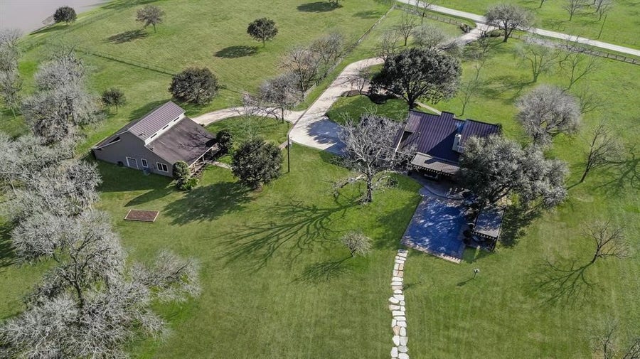 Property photo for 1038 Winner Foster Road, Richmond, TX