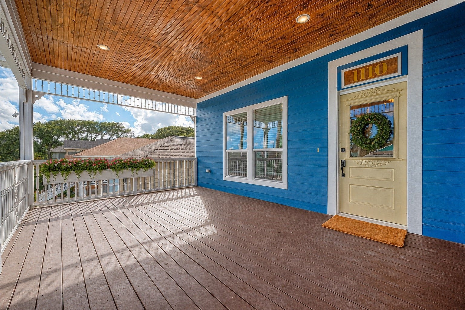 1110 Ave K, #UP, Galveston, TX 77550 Front Porch