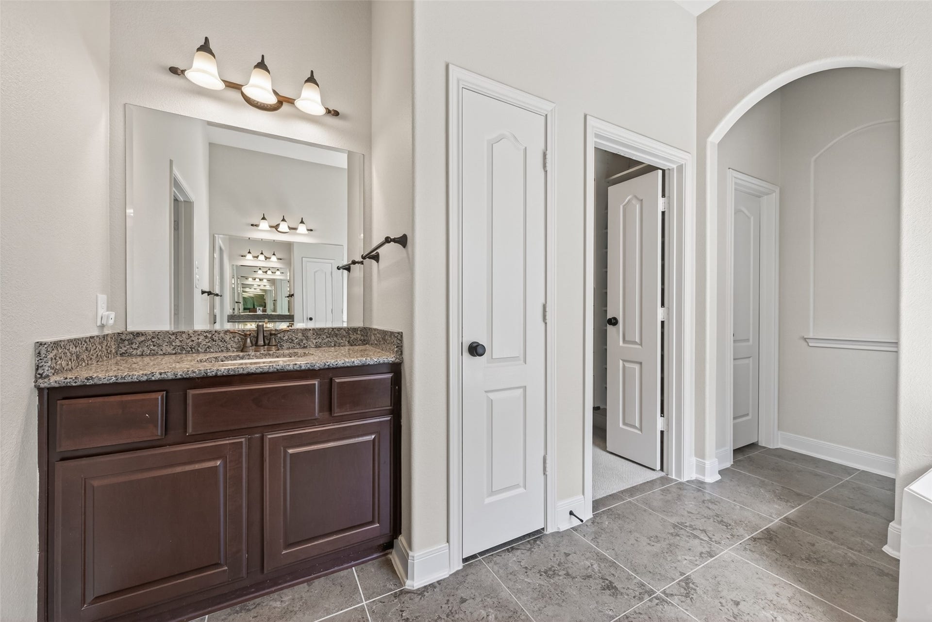17311 Quiet Shores Drive, Richmond, TX 77407 Another view of the primary bath