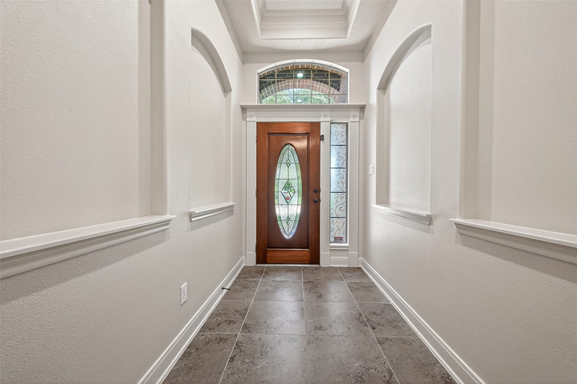17311 Quiet Shores Drive, Richmond, TX 77407 Inside entrance