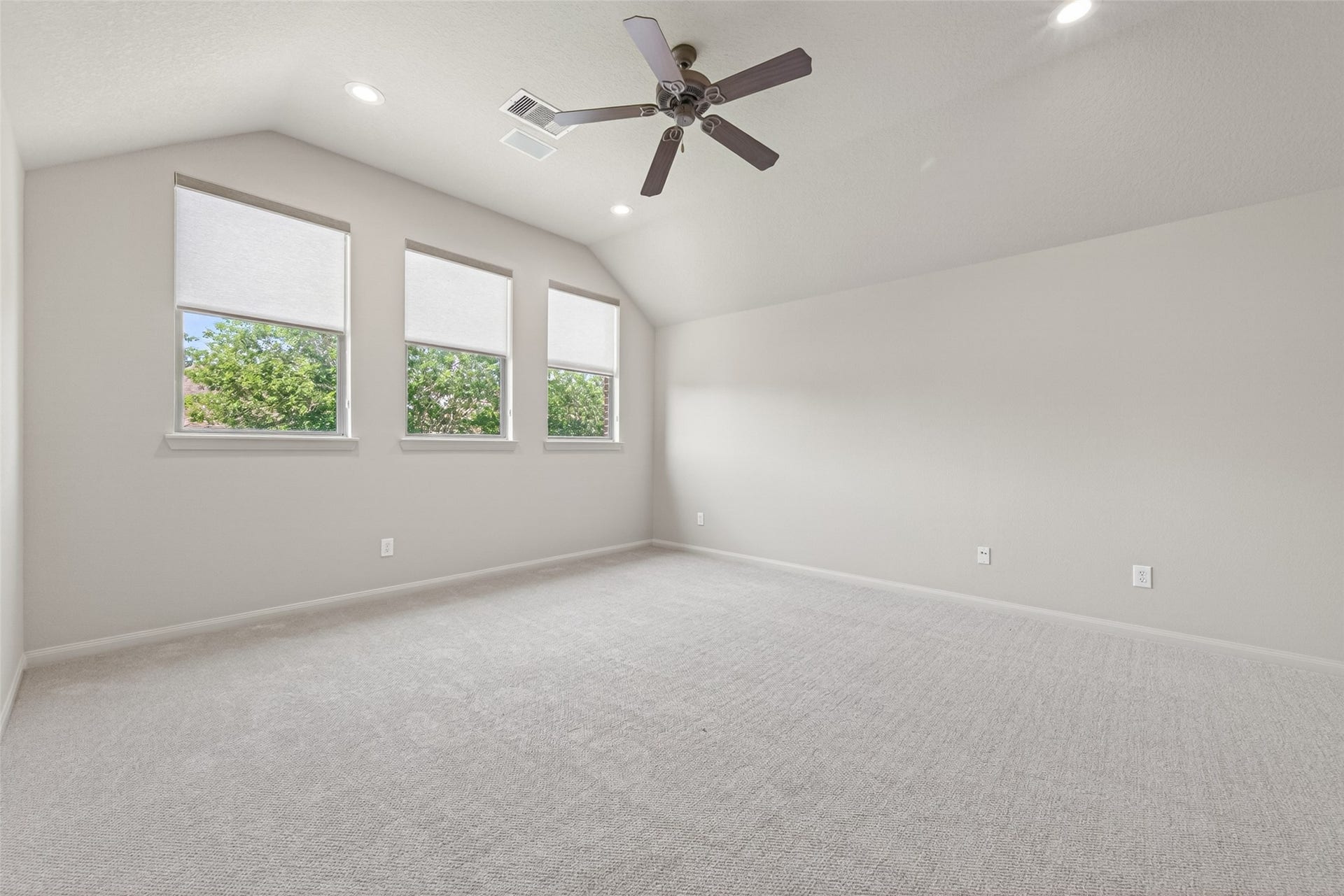 17311 Quiet Shores Drive, Richmond, TX 77407 Upstairs game room