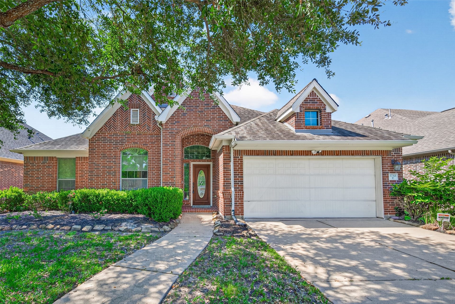 17311 Quiet Shores Drive, Richmond, TX 77407 Welcome home to 17311 Quiet Shores