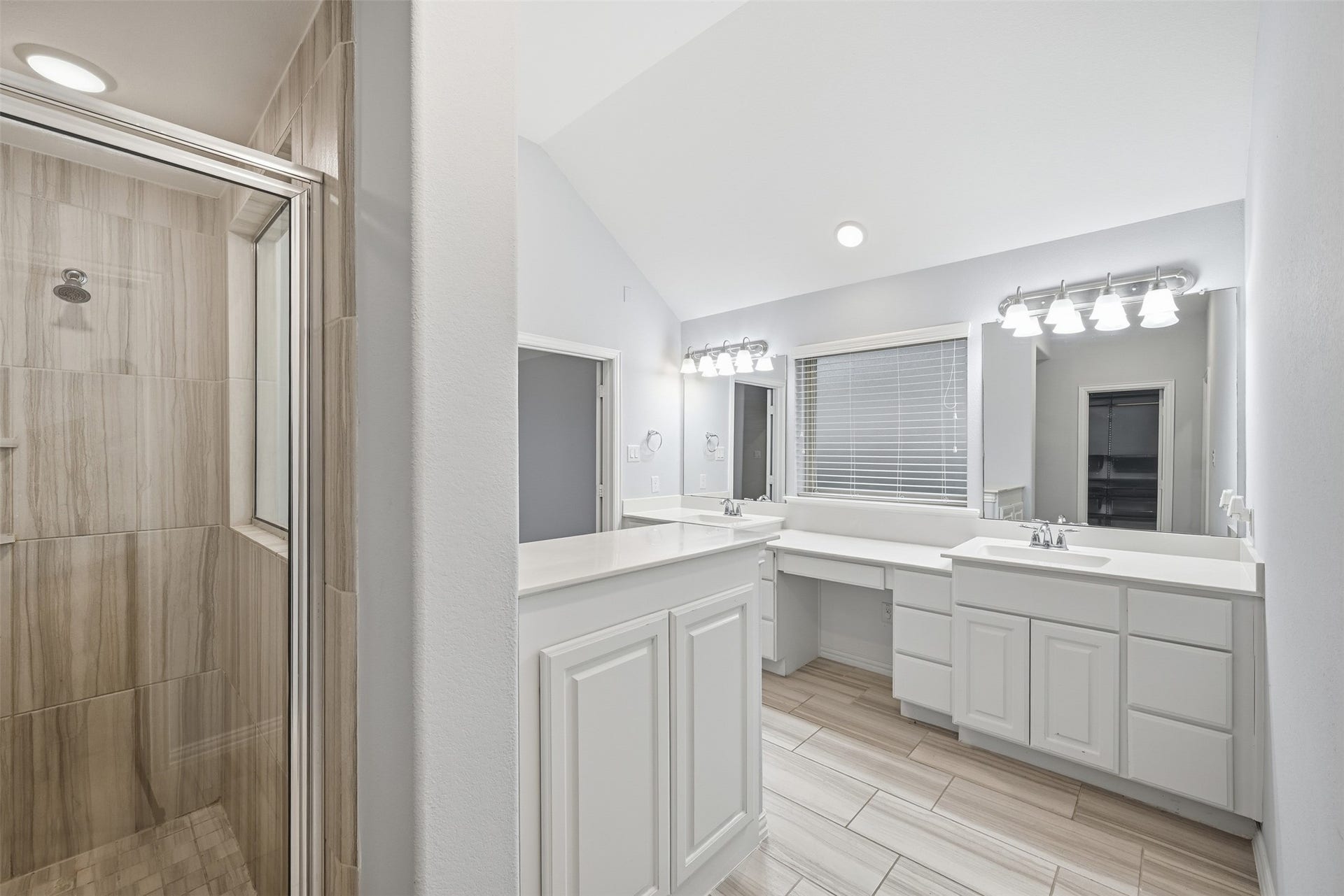 6802 Monarch Falls Lane, Katy, TX 77493 6802 Monarch Falls Lane, Katy, TX 77493