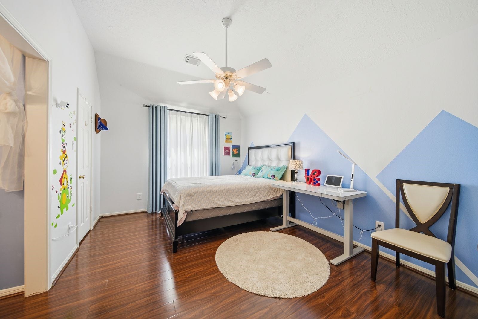 1606 Clearwater Creek Drive, Sugar Land, TX 77478 1606 Clearwater Creek Drive, Sugar Land, TX 77478