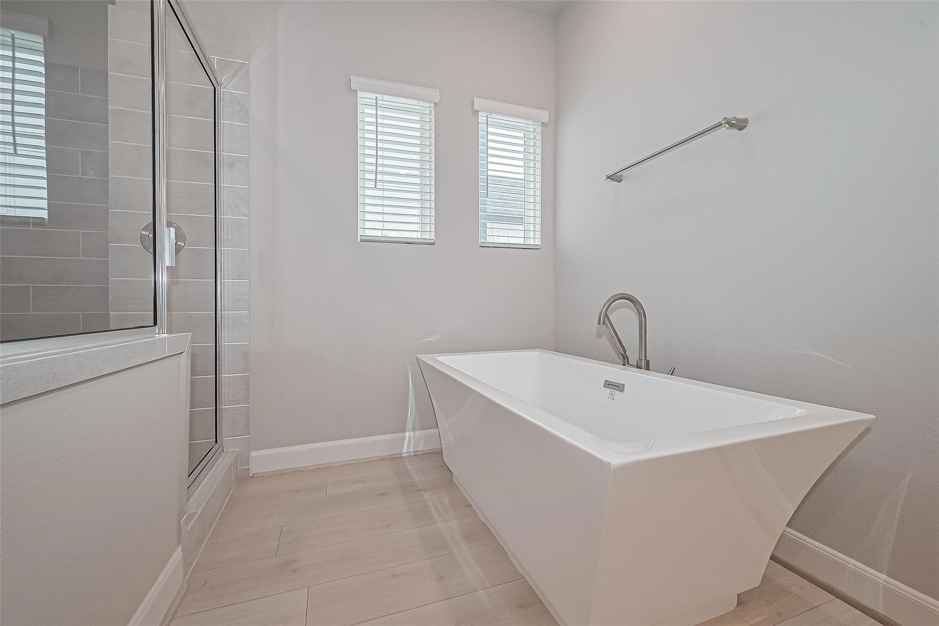 8933 Grovner Place, Houston, TX 77055 8933 Grovner Place, Houston, TX 77055