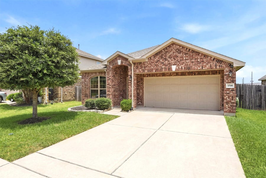 Property photo for 3718 Logandale Ridge Lane, Katy, TX