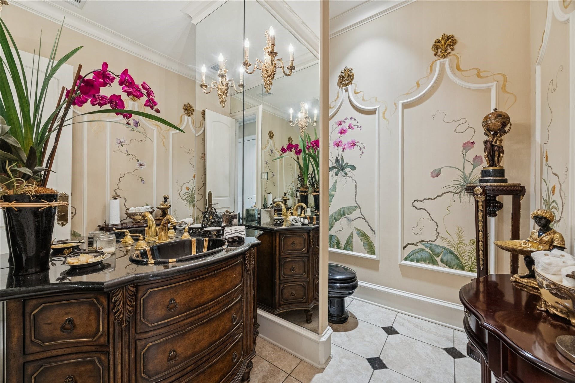 11722 Claywood Street, Houston, TX 77024 Half Bath for Guest