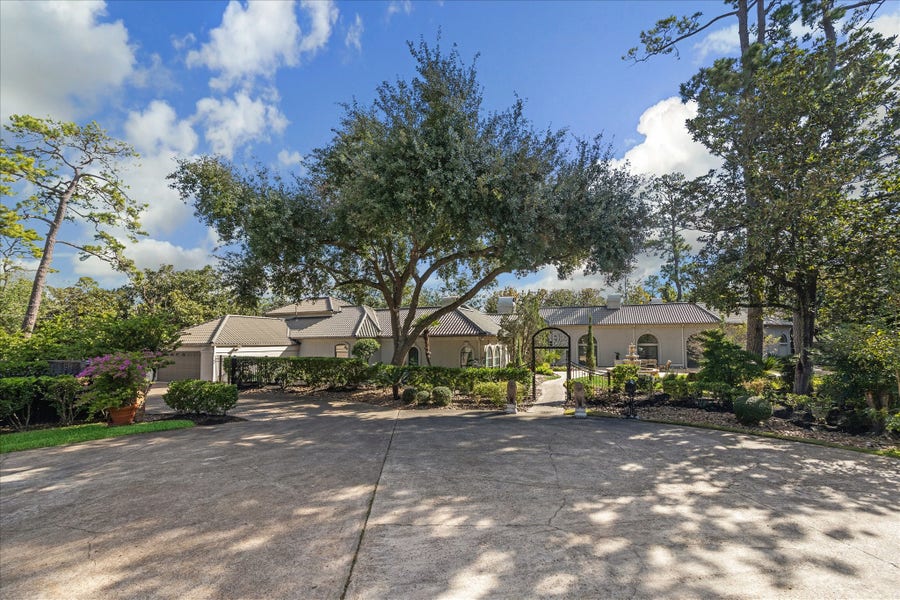 Property photo for 11722 Claywood Street, Houston, TX