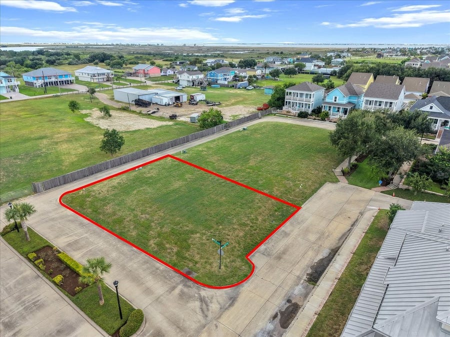 Property photo for 9 Meridian Way, Galveston, TX